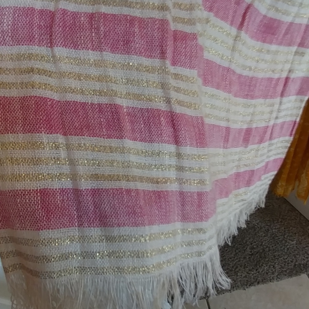 Beautiful J.Crew Pink & Gold Metallic Stripe Scarf
